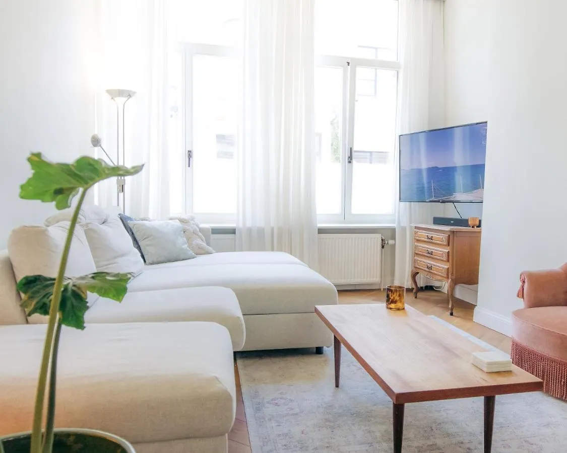 Holiday home Luxe Woning Met Tuin + Jacuzzi En Bbq Villa Antwerp